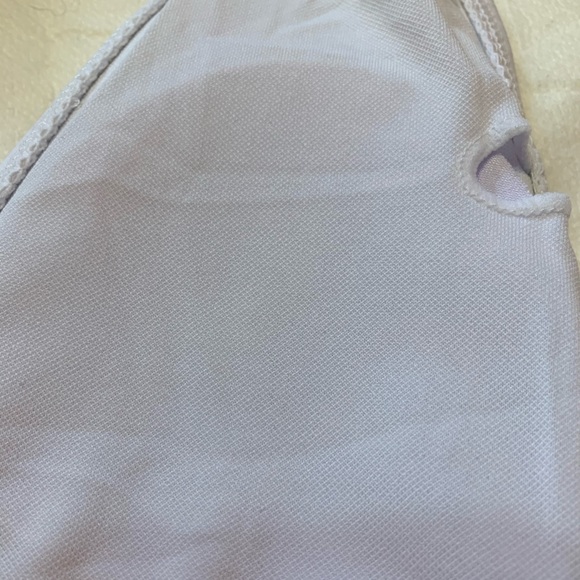 ❌DONATED❌White Lined Plunging V Detailed One Piece Swimsuit - Picture 12 of 14